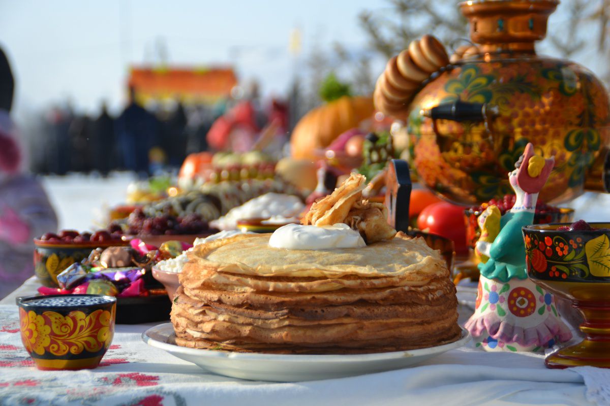 Блины на Масленицу рецепты на любой вкус и идеи начинок — Лайфхакер